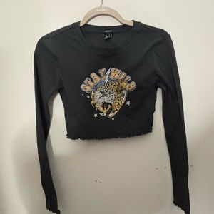 Forever 21 cropped long sleeve top